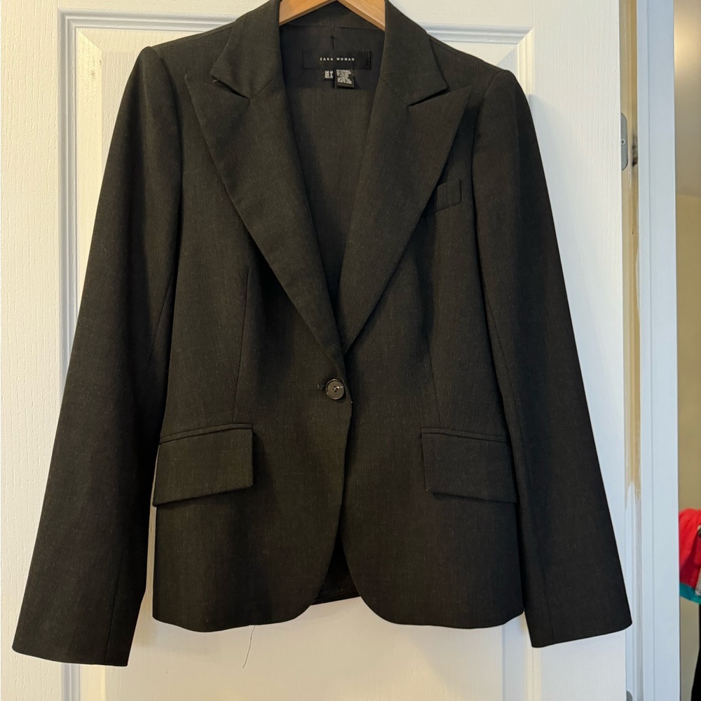 Women’s Suit